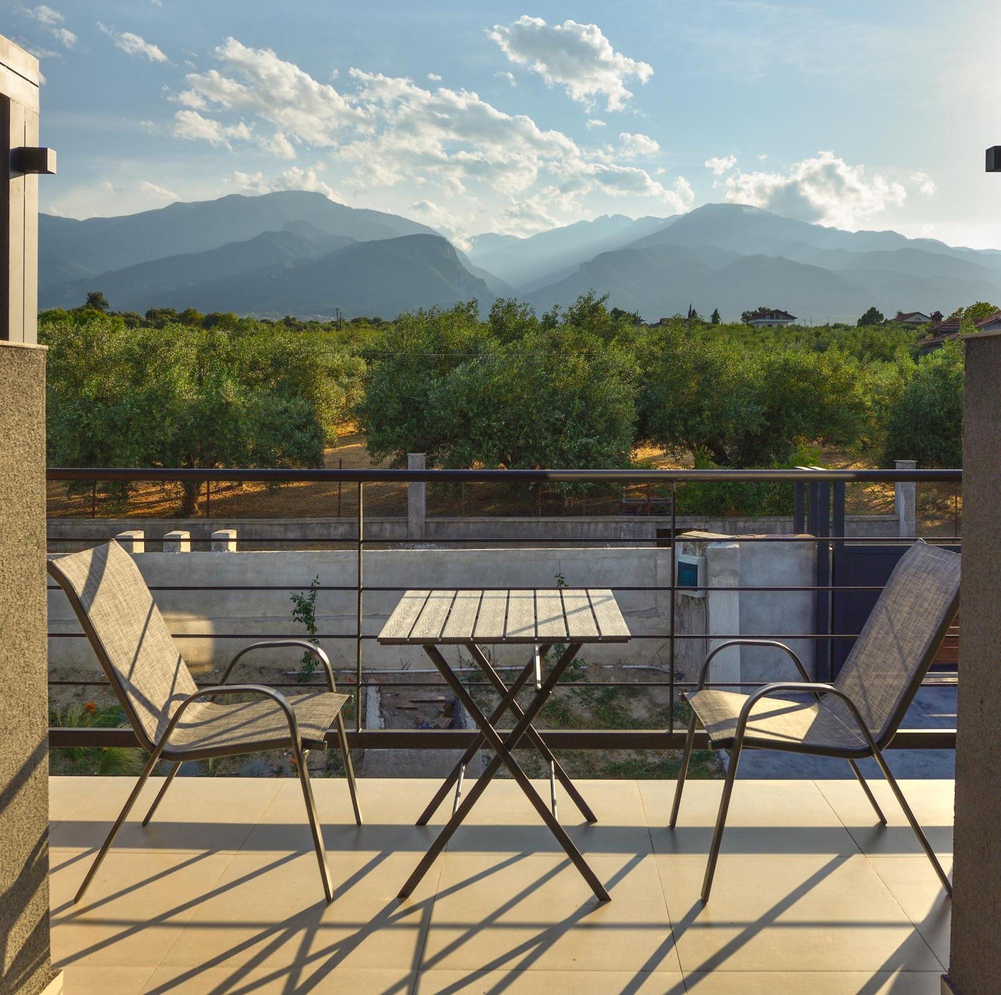 Olive All-Seasons Suites, Panel Hospitality Homes & Villas Litóchoron Eksteriør billede